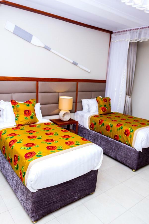 Akasu Bed And Breakfast คัมพาลา ภายนอก รูปภาพ
