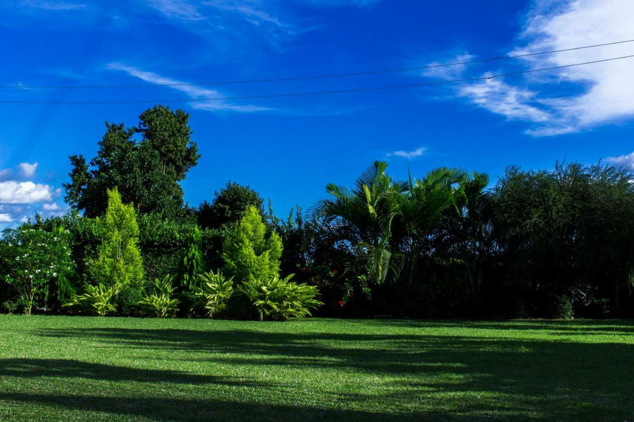 Akasu Bed And Breakfast คัมพาลา ภายนอก รูปภาพ