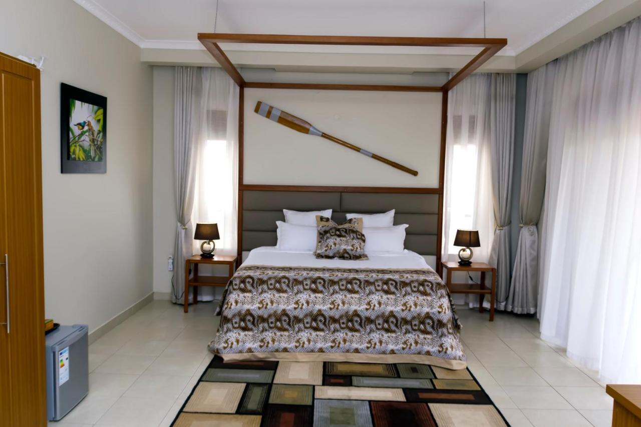 Akasu Bed And Breakfast คัมพาลา ภายนอก รูปภาพ